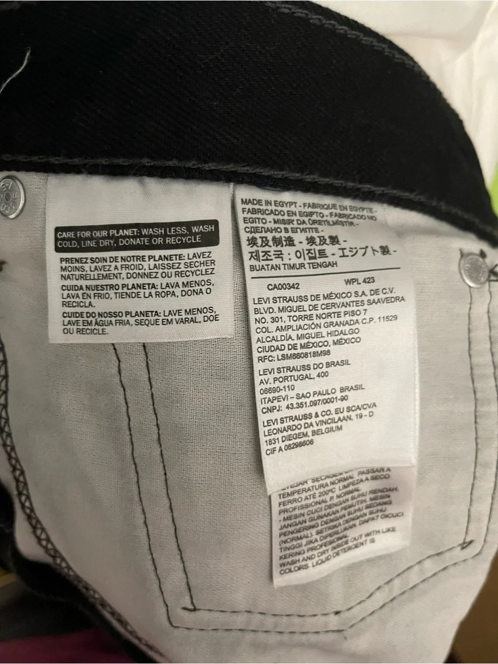 Levi 550 Classic Black Jeans Size 36/34